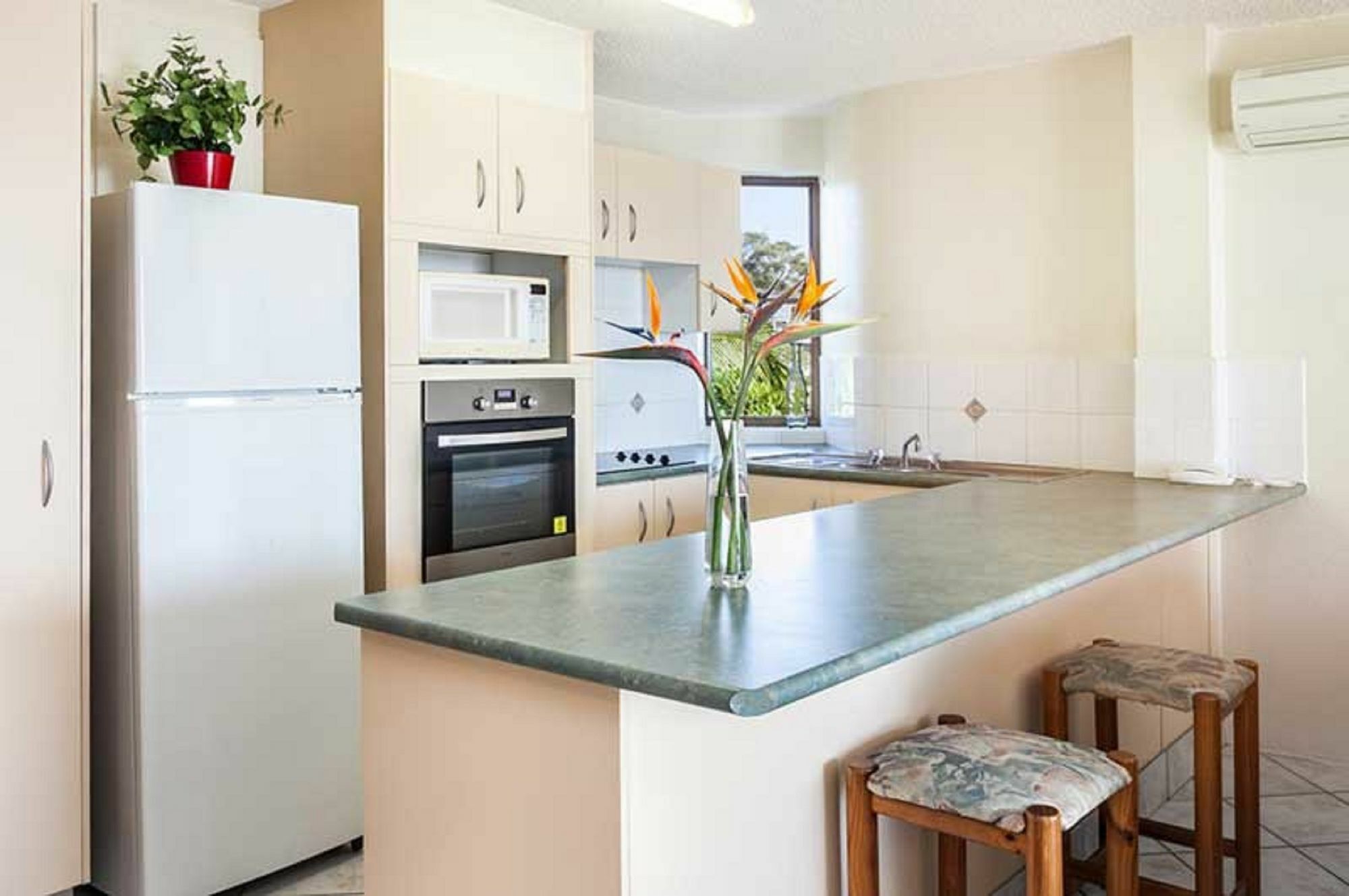 Aparthotel Alexandria Alexandra Headland